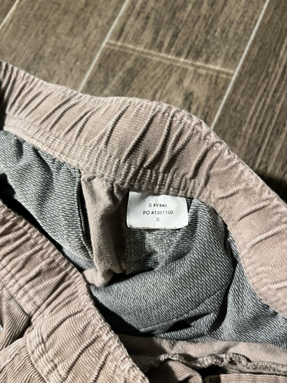 Vuori Corduroy Pants Mens Small Beige Cotton Stretch Jogger Elastic Waist V440 - Picture 3 of 9